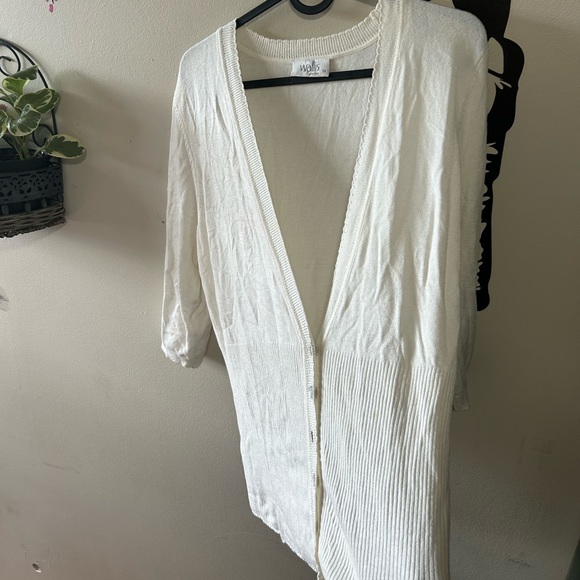 Bright Cream Sweater - Picture 3 of 12